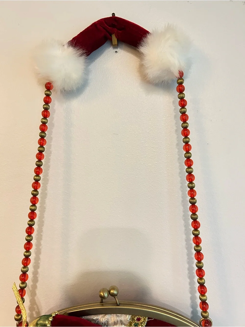 N/A festive red